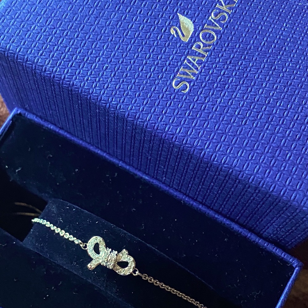 Swarovski Bow Bracelet! Brand new!